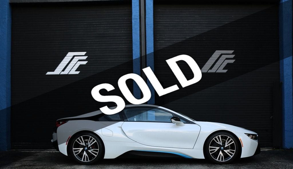 2016 BMW i8  - 22653266 - 0