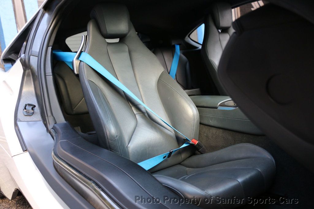 2016 BMW i8  - 22653266 - 21