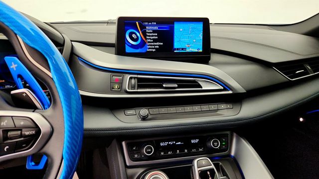 2016 BMW i8 2dr Cpe  - 23067911 - 16