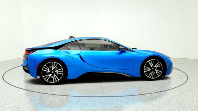 2016 BMW i8 2dr Cpe  - 23067911 - 3