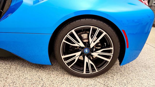 2016 BMW i8 2dr Cpe  - 23067911 - 8