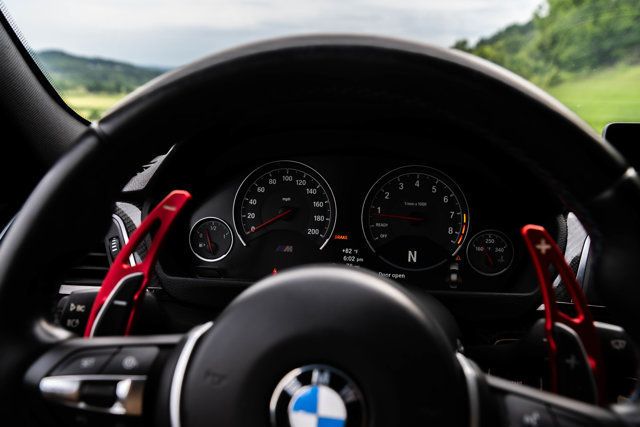 2016 BMW M3 LocalTrade/M3-ExecutivePkg/HeadsUpDisplay/AdaptiveMSuspension - 23053052 - 20