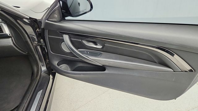 2016 BMW M4 2dr Cpe with Full Merino Leather + Executive & Lighting Packages - 22949182 - 25