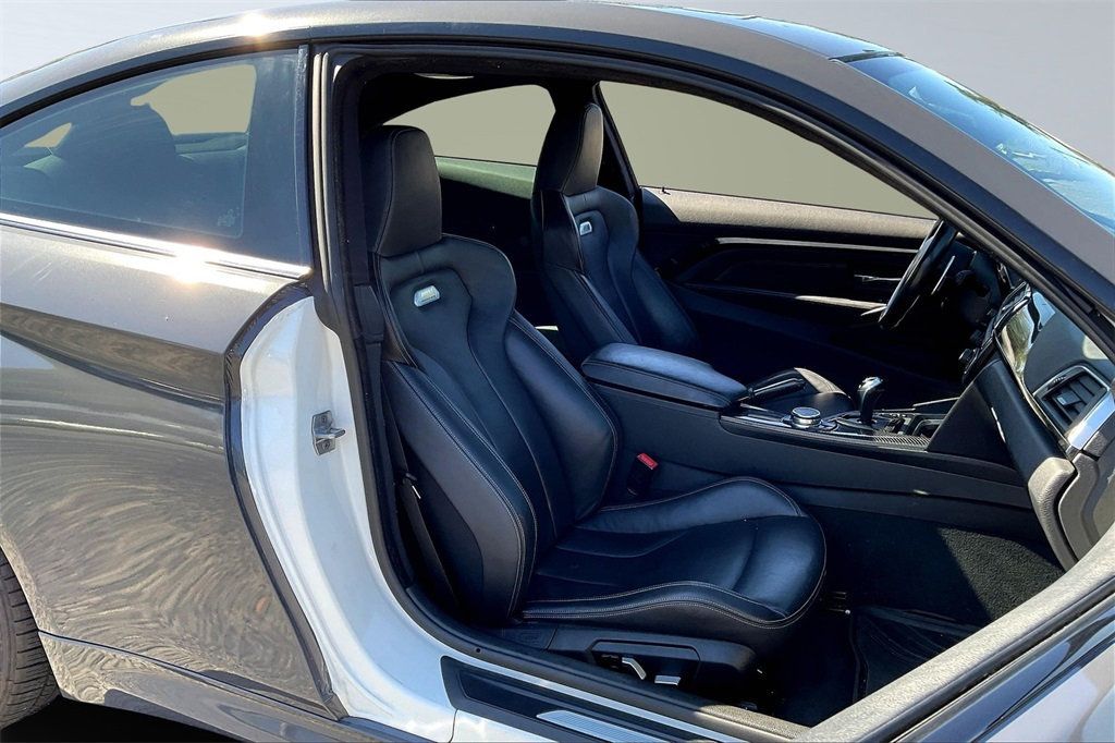 2016 Bmw M4 Coupe photo 11