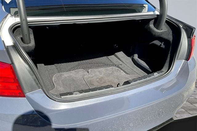 2016 BMW M4 Base - 22914529 - 31