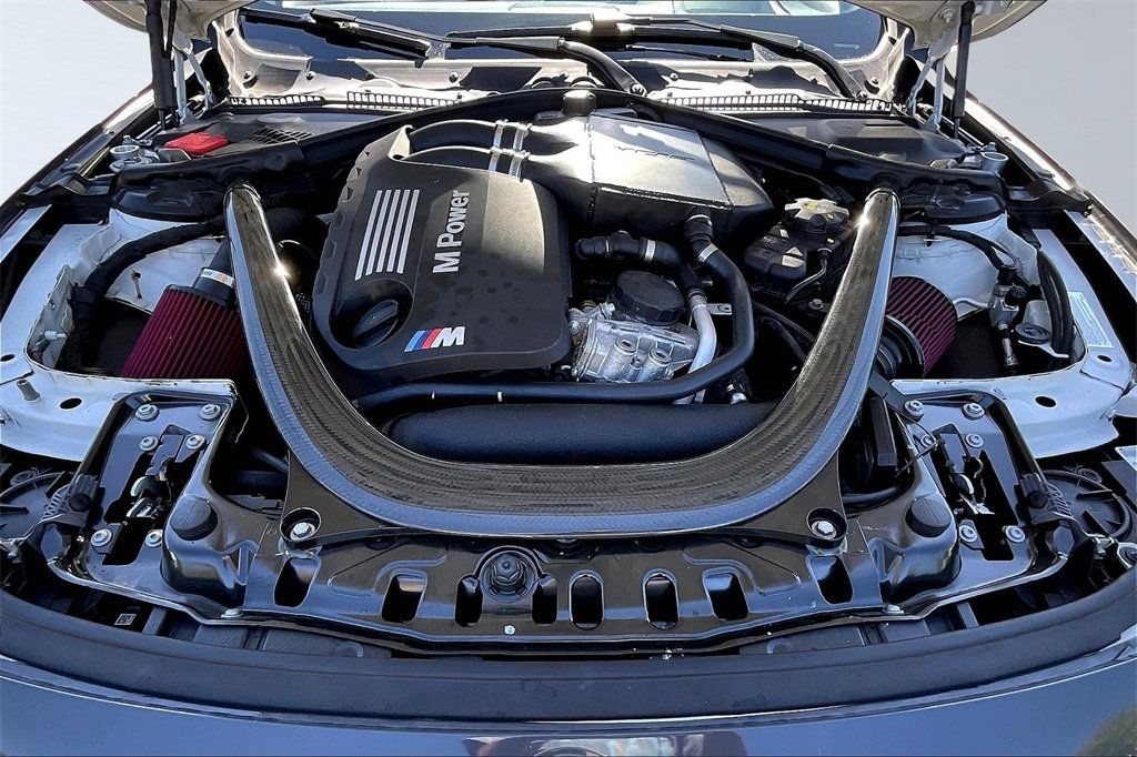 2016 Bmw M4 Coupe photo 31