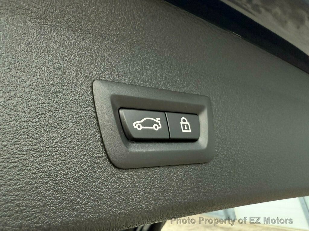 2016 BMW X1 ONLY 61000KM! ONE OWNER! CERTIFIED! - 22826774 - 30