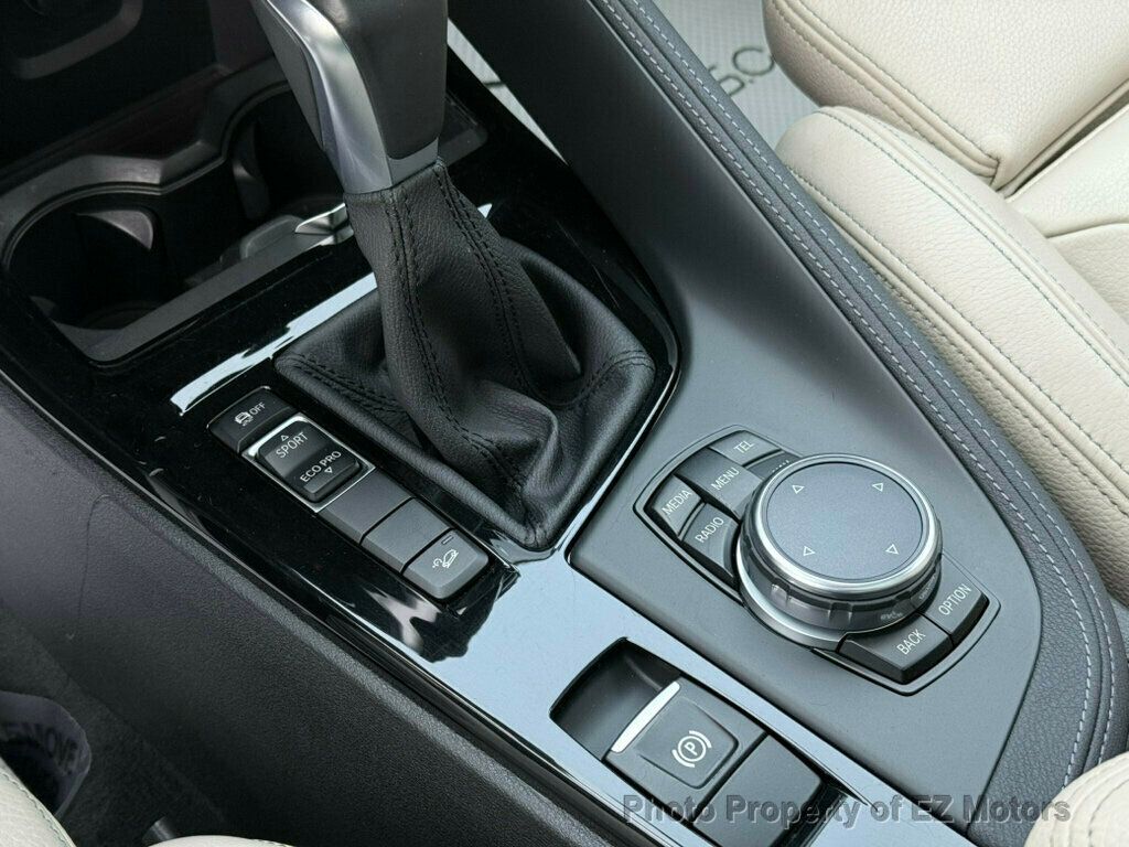 2016 BMW X1 ONLY 61000KM! ONE OWNER! CERTIFIED! - 22826774 - 38