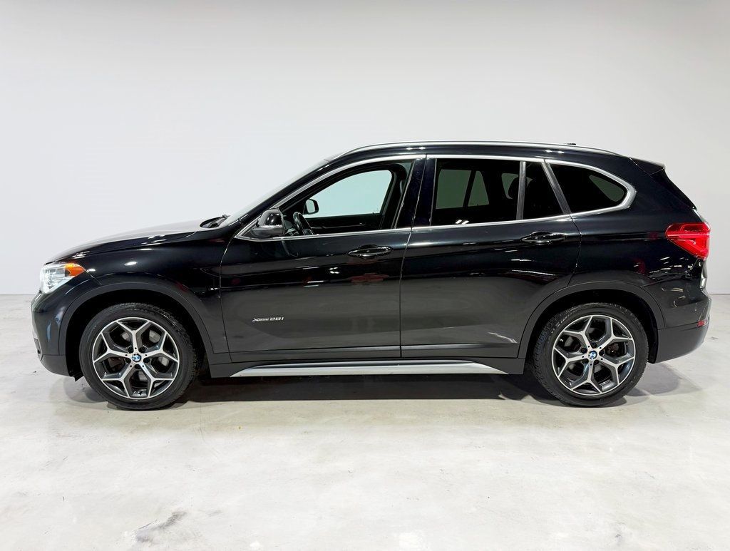 2016 Bmw X1 xDrive28i SAV photo 3