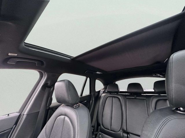 2016 BMW X1 xDrive28i - 22982283 - 33