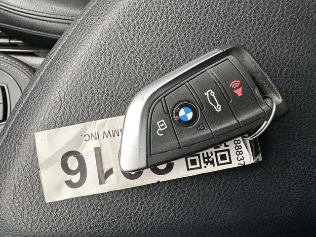 2016 BMW X1 xDrive28i - 22982283 - 38