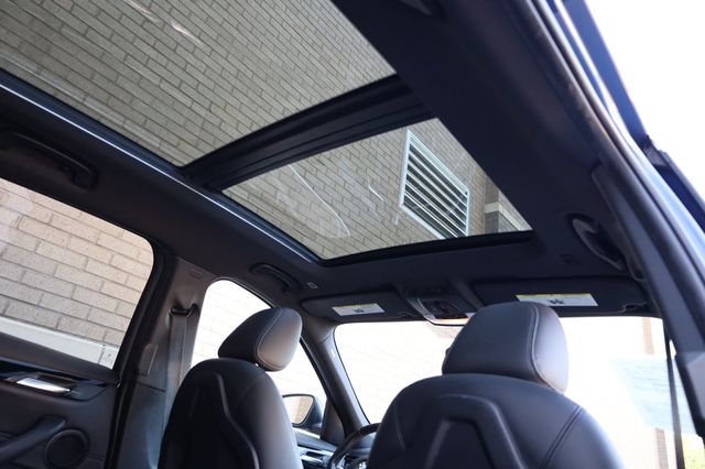 2016 BMW X1 xDrive28i - 23004217 - 26