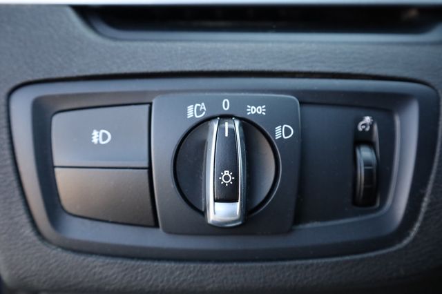 2016 BMW X1 xDrive28i - 23004217 - 37