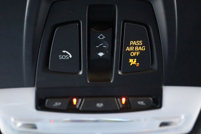 2016 BMW X1 xDrive28i - 23004217 - 39