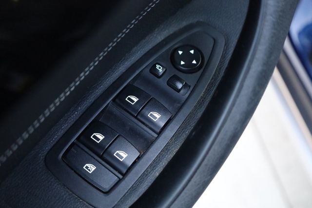 2016 BMW X1 xDrive28i - 23004217 - 40