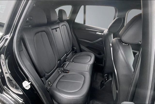 2016 BMW X1 xDrive28i - 22985714 - 14