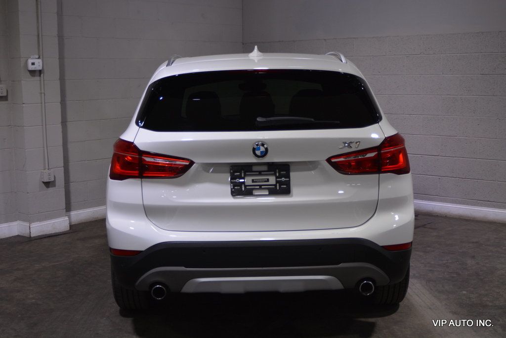 2016 BMW X1 xDrive28i - 22414435 - 13