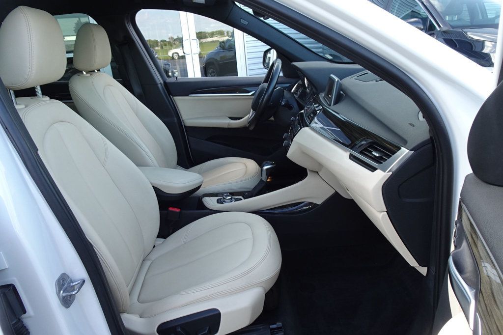 2016 Bmw X1 xDrive28i SAV photo 11