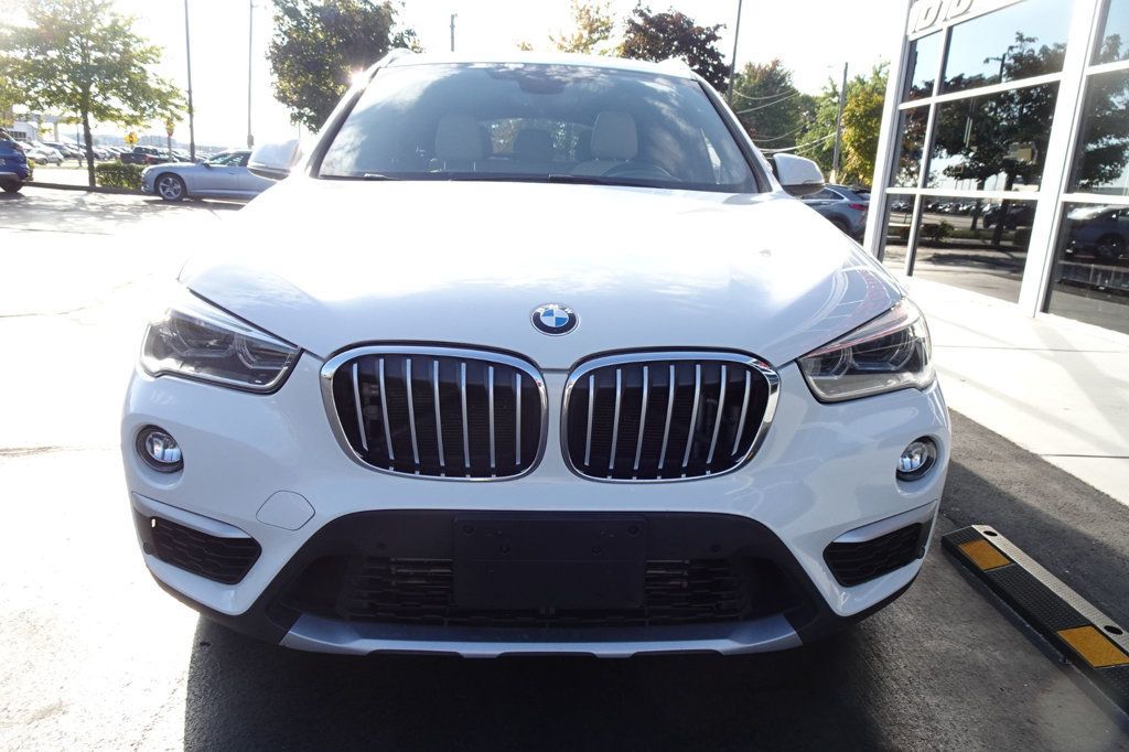 2016 Bmw X1 xDrive28i SAV photo 3