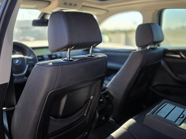 2016 BMW X4 xDrive28i - 22978379 - 19