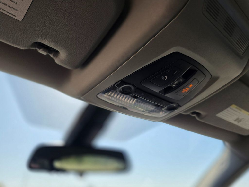 2016 BMW X4 xDrive28i - 22978379 - 37