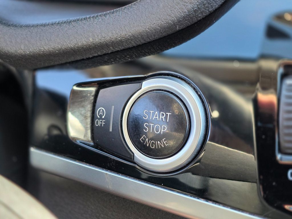 2016 BMW X4 xDrive28i - 22978379 - 38