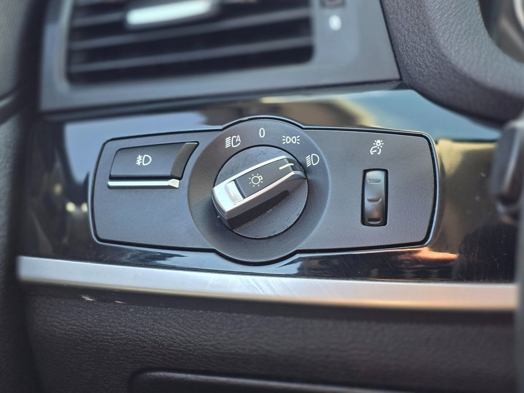 2016 BMW X4 xDrive28i - 22978379 - 41