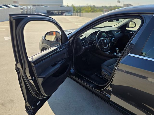 2016 BMW X4 xDrive28i - 22978379 - 43