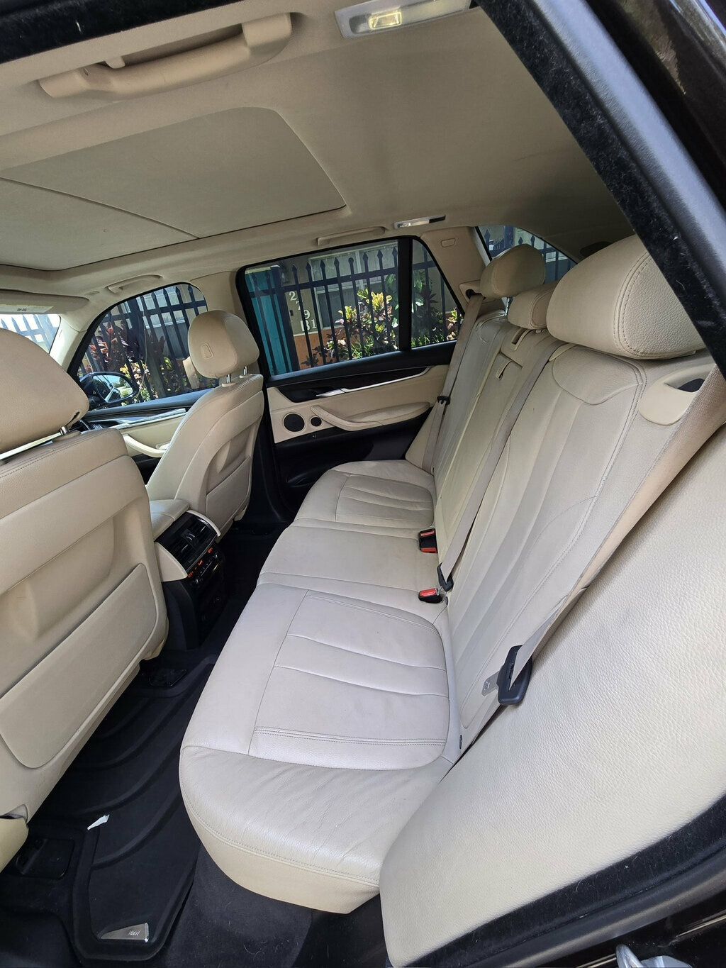 2016 BMW X5 xDrive35i - 23044793 - 11