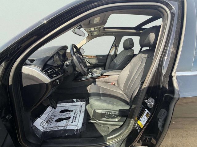 2016 BMW X5 xDrive35i - 22992277 - 16