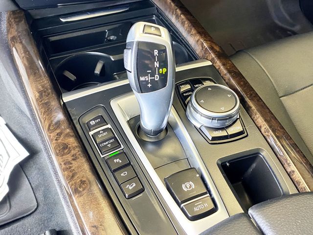 2016 BMW X5 xDrive35i - 22983212 - 40