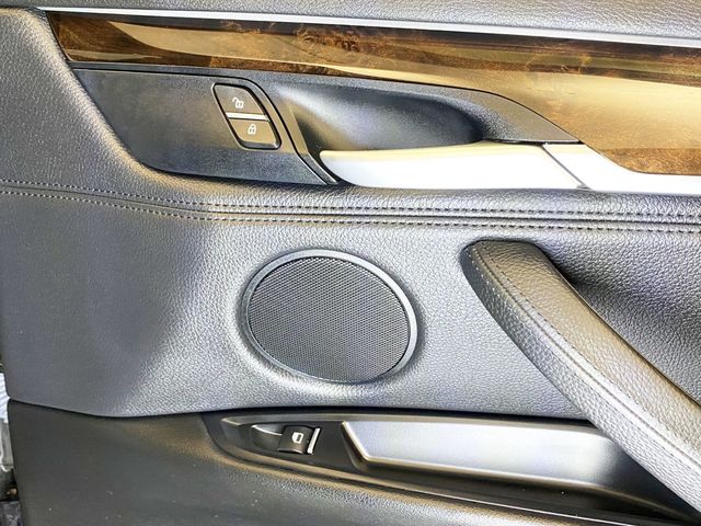 2016 BMW X5 xDrive35i - 22983212 - 46