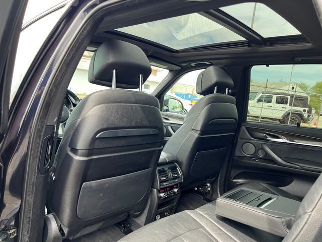 2016 BMW X5 xDrive35i - 23019388 - 14