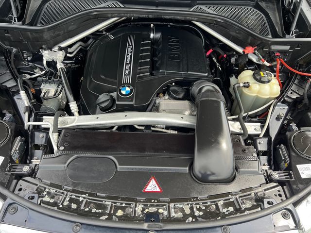 2016 BMW X5 xDrive35i - 23019388 - 25