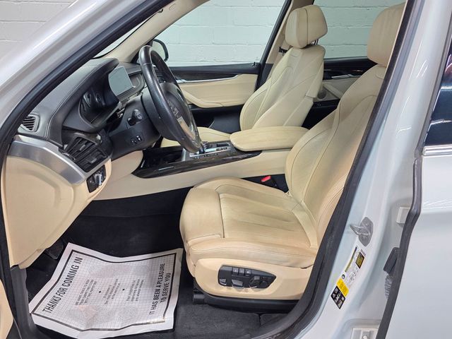 2016 BMW X5 xDrive35i - 23007047 - 16