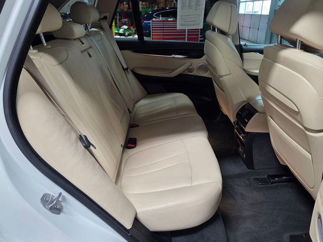 2016 BMW X5 xDrive35i - 23007047 - 47