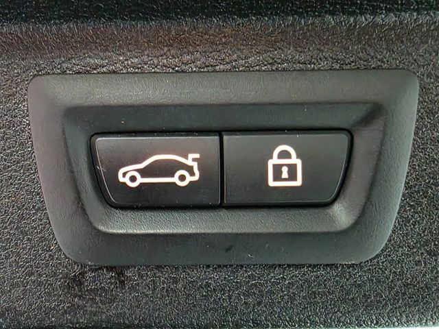 2016 BMW X5 xDrive35i - 23007047 - 52