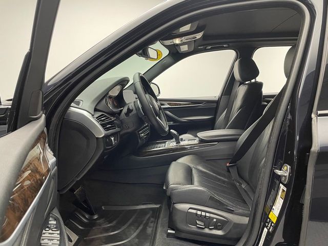 2016 BMW X5 xDrive35i - 22996393 - 11