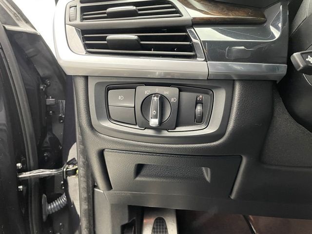 2016 BMW X5 xDrive35i - 22996393 - 19