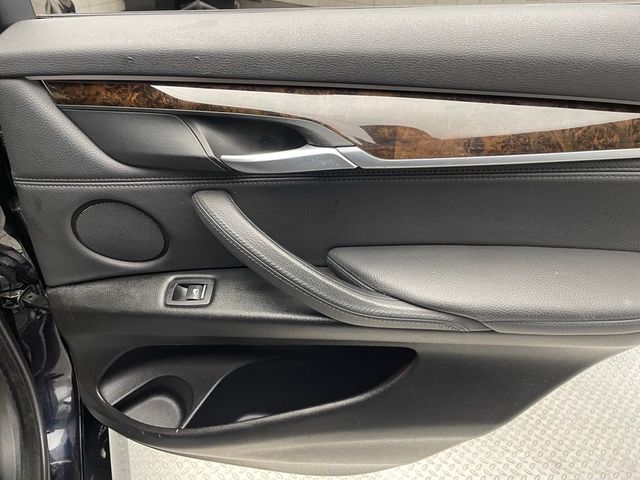 2016 BMW X5 xDrive35i - 22996393 - 35