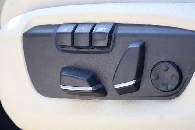 2016 BMW X5 xDRIVE 35i, M-SPORT PKG, BACKUP CAM, BT, PANO ROOF, NAVI SYS, HK - 22879515 - 16