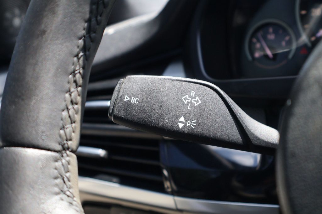 2016 BMW X5 xDRIVE 35i, M-SPORT PKG, BACKUP CAM, BT, PANO ROOF, NAVI SYS, HK - 22879515 - 22