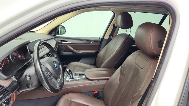 2016 BMW X5 xDrive35i SAV w/ Driving Assistance Plus Pkg & Premium Pkg - 23046011 - 17