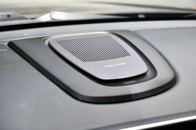 2016 BMW X5 xDrive50i - 22895890 - 25