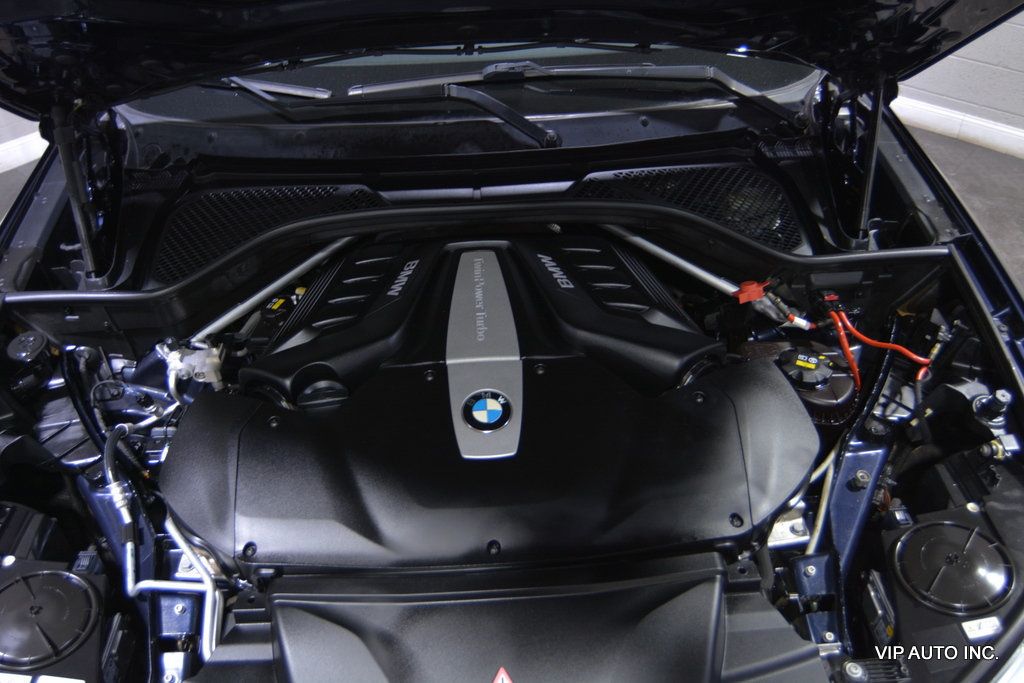 2016 BMW X5 xDrive50i - 22265647 - 49