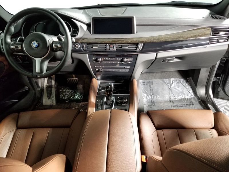 2016 BMW X6 xDrive35i - 18326078 - 32