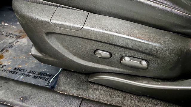 2016 Buick Encore 4dr Sport Touring with Navigation System - 22979677 - 9