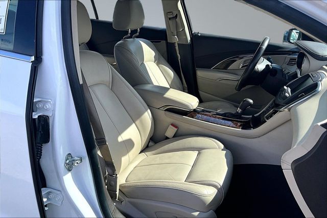 2016 Buick LaCrosse 4dr Sedan Leather FWD - 23020225 - 13