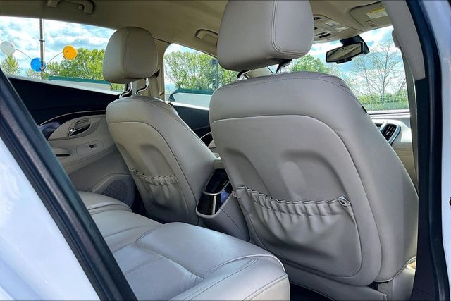 2016 Buick LaCrosse 4dr Sedan Leather FWD - 23020225 - 15
