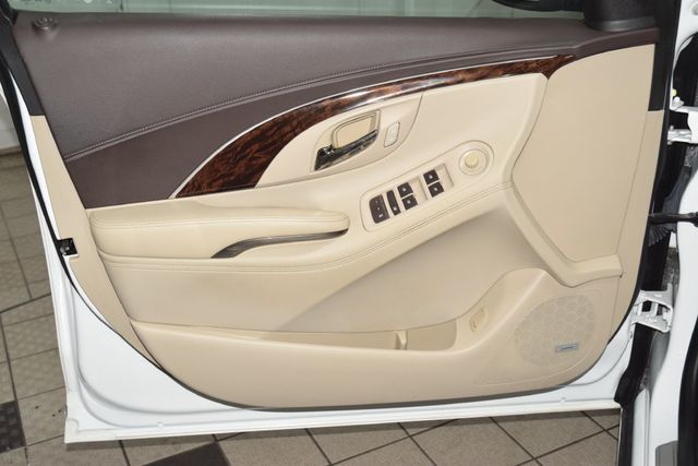 2016 Buick LaCrosse Leather - 23092108 - 38